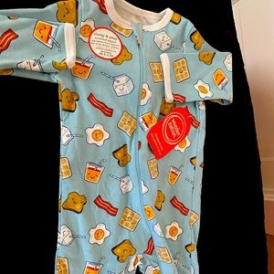 WHATS COOKING! NWT WONDER NATION UNISEX 3-6M FOOTED BREAKFAST PAJAMAS!
